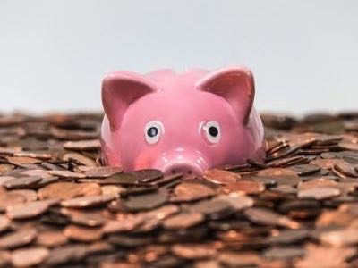 Piggy bank pennies